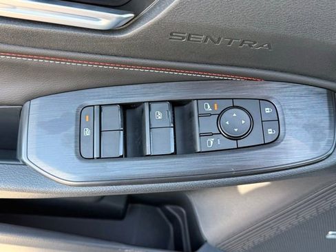 New 2026 Nissan Sentra SR image 11