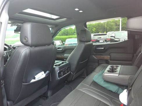 Used 2021 GMC Sierra 1500 Denali w/ Driver Alert Package II AWD/4WD image 10