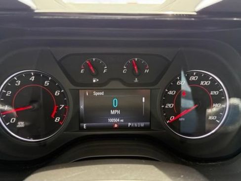 Used 2017 Chevrolet Camaro LT RWD image 33