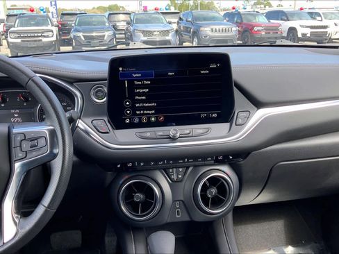 Used 2024 Chevrolet Blazer LT image 7