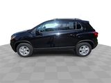 Certified 2022 Chevrolet Trax LT w/ LT Convenience Package image 5