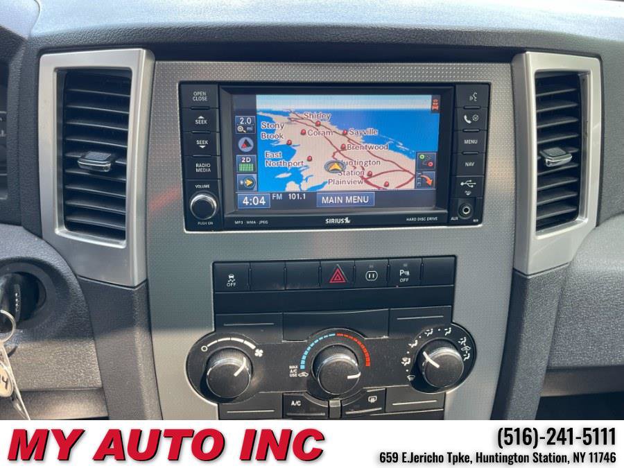 Used 2010 Jeep Grand Cherokee Laredo AWD/4WD image 16