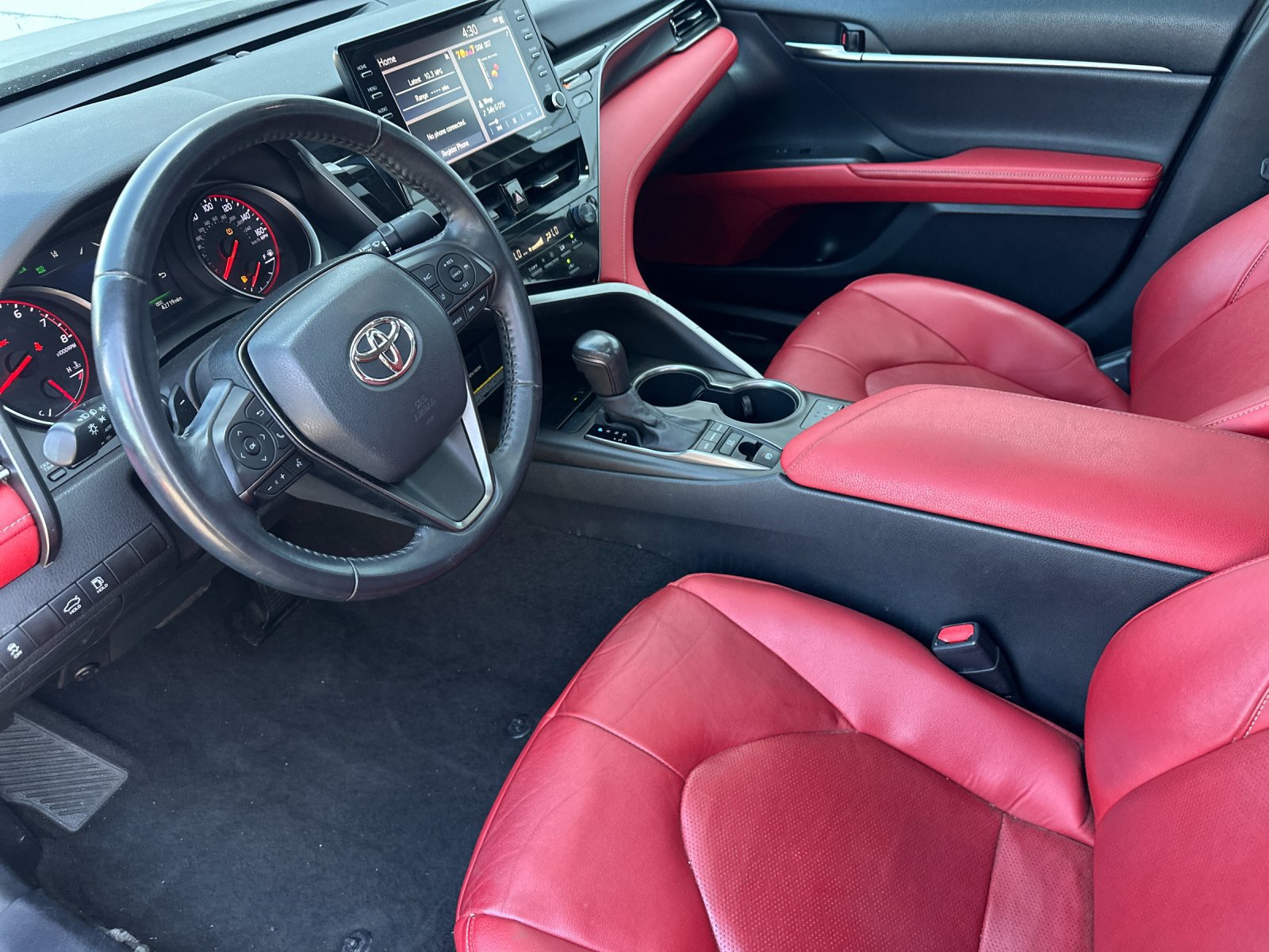 Used 2021 Toyota Camry XSE FWD image 10