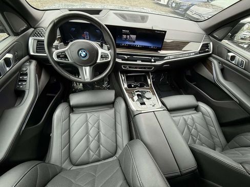 Used 2024 BMW X5 xDrive50e w/ M Sport Package AWD/4WD image 14