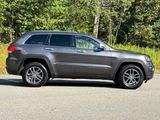 Used 2018 Jeep Grand Cherokee Limited image 4