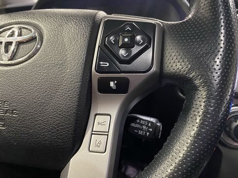 Used 2023 Toyota 4Runner Limited AWD/4WD image 11