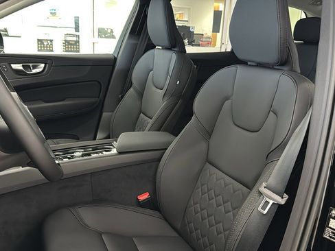 Used 2026 Volvo XC60 B5 Plus w/ Protection Package Premier image 23