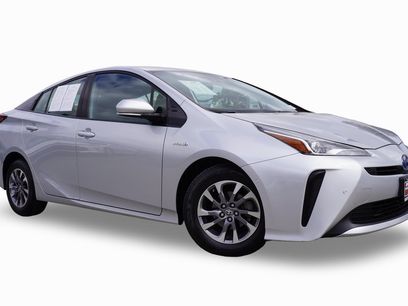 Used 2019 Toyota Prius Limited w/ Premium Convenience Package