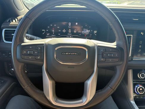 Used 2022 GMC Yukon Denali image 18