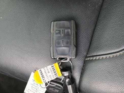 Used 2015 Chevrolet Tahoe LT image 32