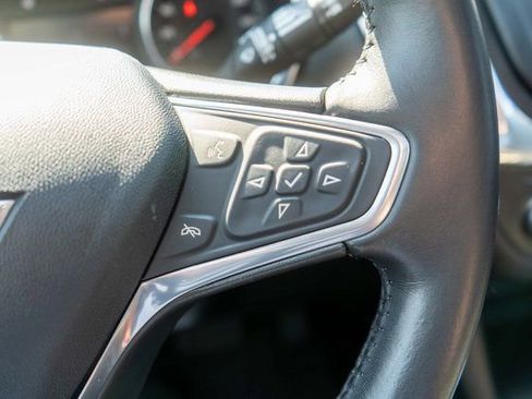 Used 2020 Chevrolet Equinox LT AWD/4WD image 27
