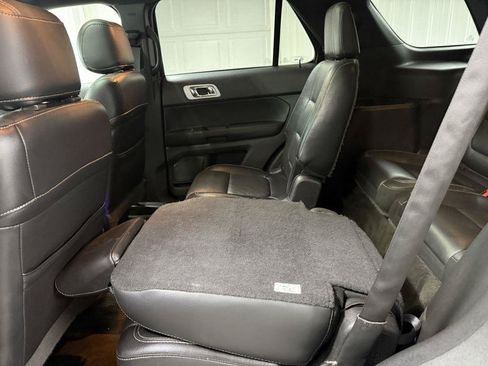 Used 2015 Ford Explorer Sport w/ Equipment Group 401A AWD/4WD image 28