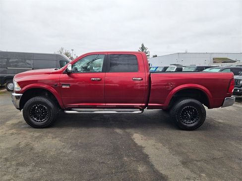 Used 2011 RAM 2500 Laramie w/ Protection Group image 4