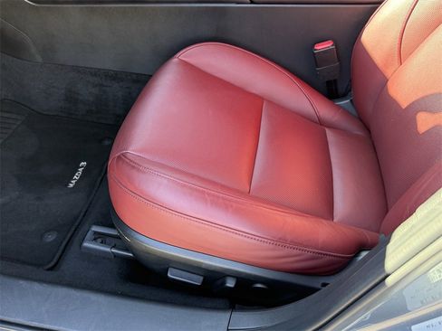 Used 2025 MAZDA MAZDA3 Carbon image 16