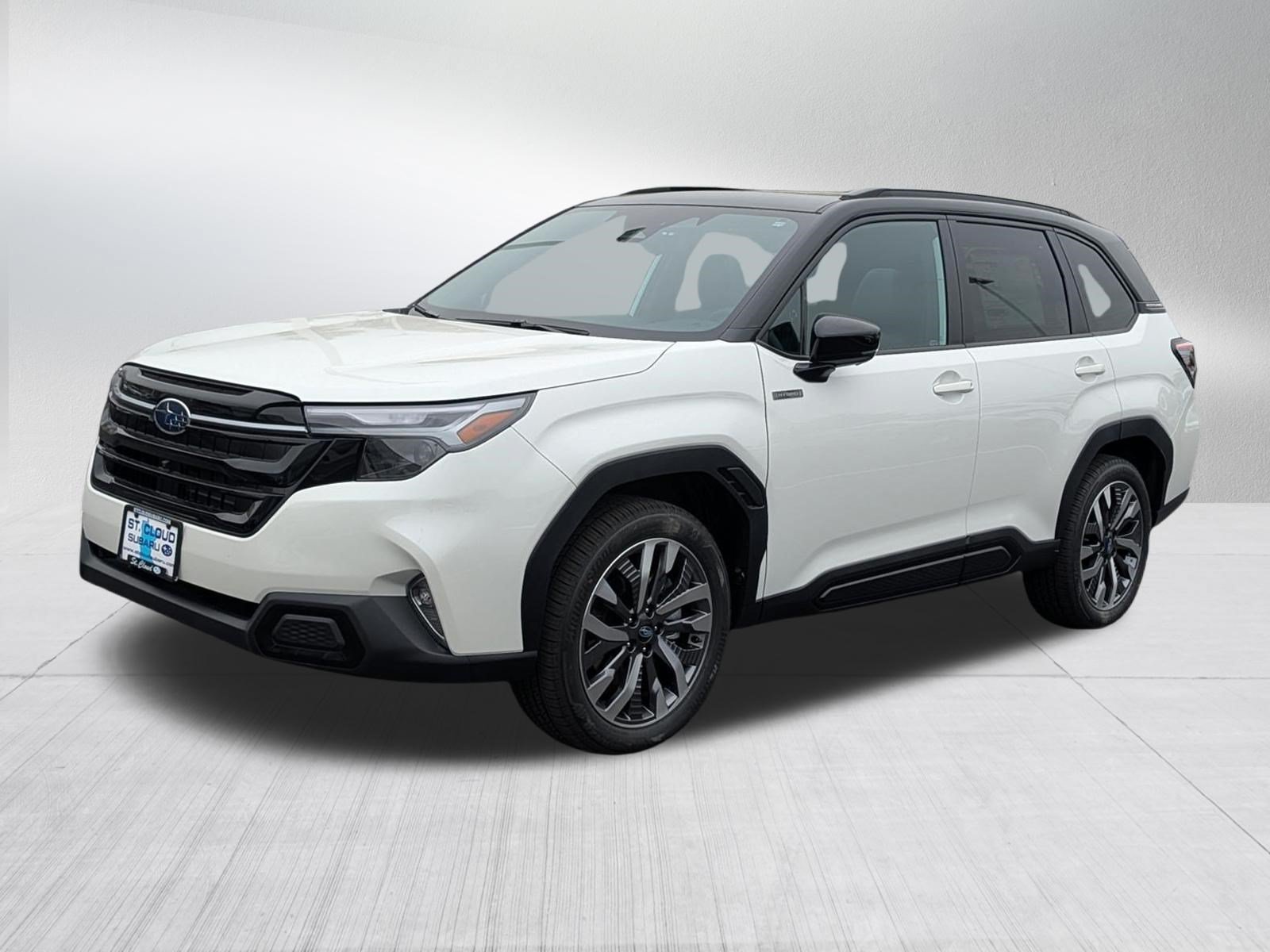New 2026 Subaru Forester Touring AWD/4WD image 2