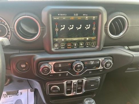 Certified 2018 Jeep Wrangler Unlimited Sahara AWD/4WD image 22