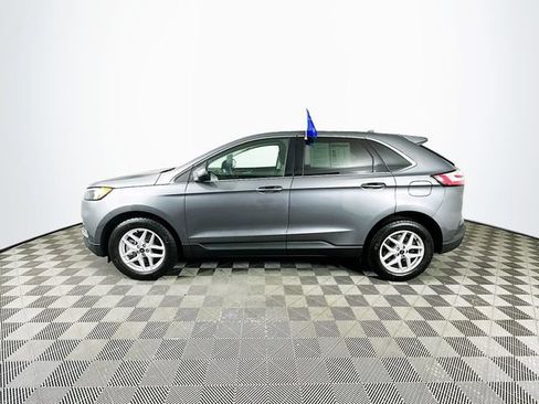 Certified 2024 Ford Edge SEL w/ Convenience Package AWD/4WD image 8