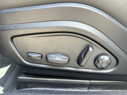 Certified 2023 Porsche Panamera RWD image 23