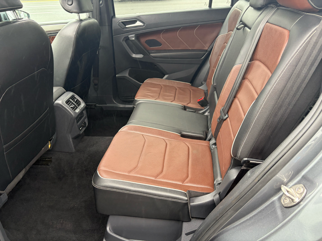 Used 2022 Volkswagen Tiguan SEL R-Line AWD/4WD image 14