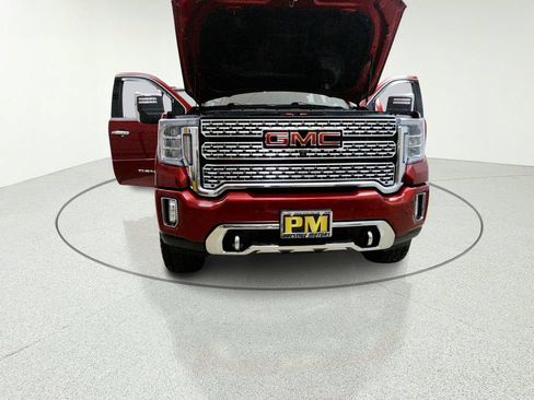 Used 2021 GMC Sierra 2500 Denali w/ Technology Package AWD/4WD image 9