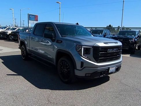 Used 2024 GMC Sierra 1500 Elevation w/ Preferred Package RWD image 2