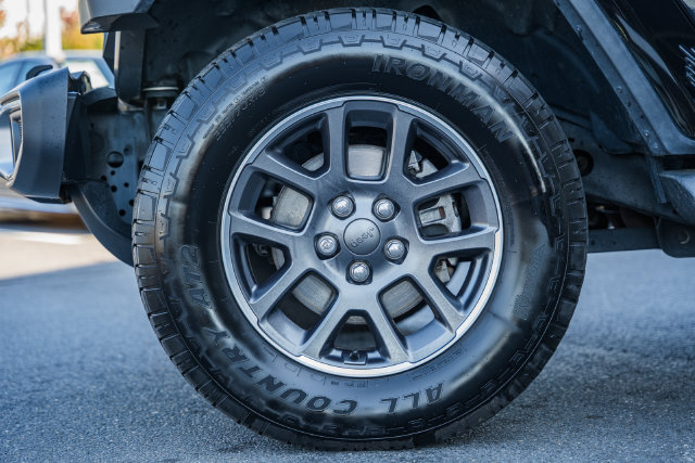 Used 2020 Jeep Gladiator Overland AWD/4WD image 20