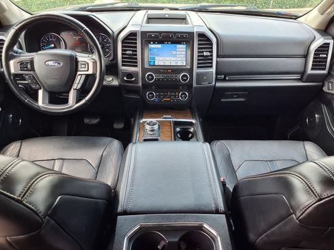 Used 2019 Ford Expedition Max Platinum RWD image 9