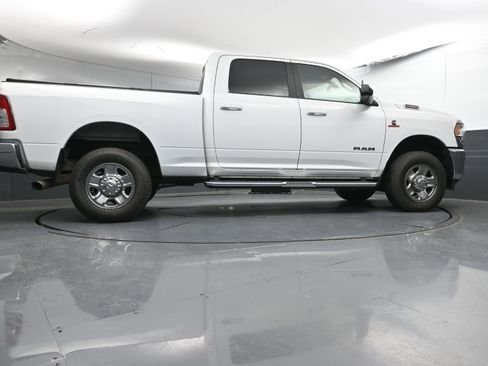 Used 2022 RAM 2500 Big Horn image 26