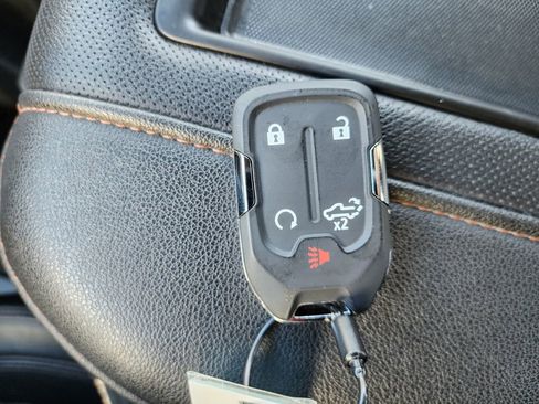 Certified 2021 GMC Sierra 1500 AT4 w/ Technology Package image 54