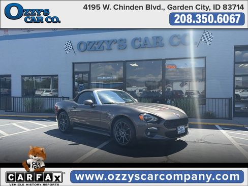 Used 2017 FIAT 124 Spider Lusso RWD image 1