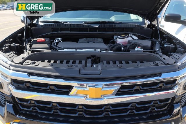Used 2024 Chevrolet Silverado 1500 LT AWD/4WD image 16