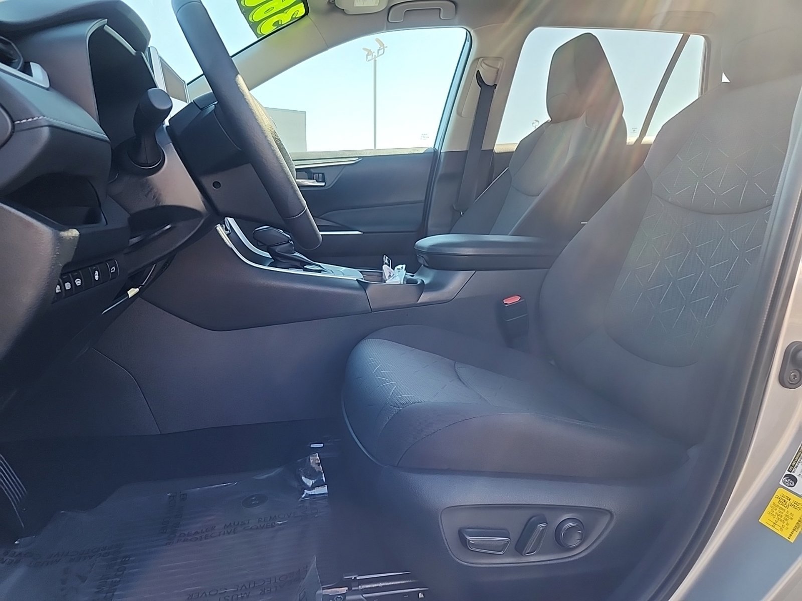 Used 2025 Toyota RAV4 XLE w/ Convenience Package AWD/4WD image 31