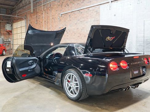 Used 2003 Chevrolet Corvette Z06 w/ Memory Package, 3 Drivers RWD image 29