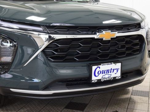 New 2026 Chevrolet Trax LT image 13