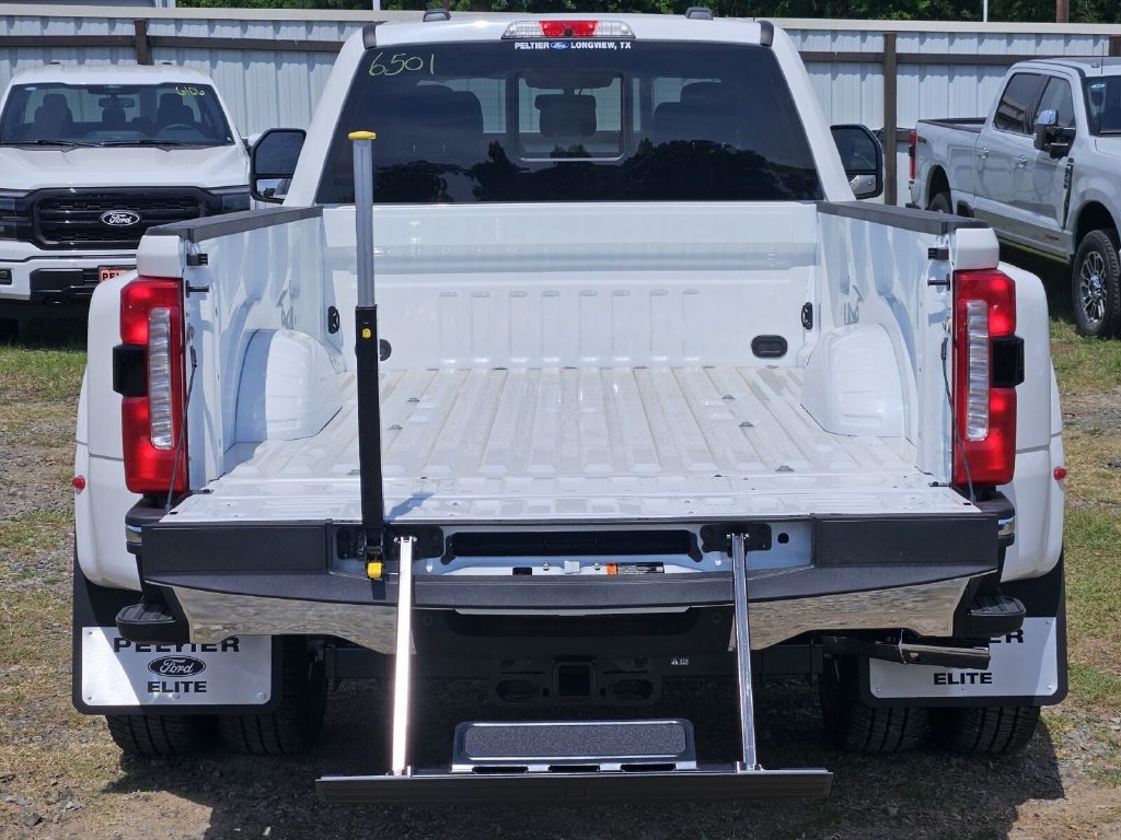 New 2026 Ford F350 Lariat w/ Lariat Ultimate Package AWD/4WD image 11