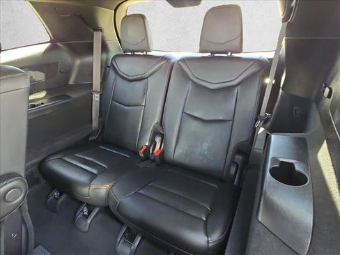 Used 2021 Cadillac XT6 Premium Luxury FWD image 18
