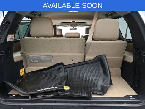 Used 2017 Toyota Sequoia Limited image 35