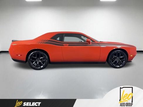 Used 2022 Dodge Challenger SXT w/ Blacktop Package RWD image 6