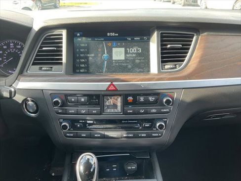 Used 2015 Hyundai Genesis 3.8 w/ Option Group 04 RWD image 21
