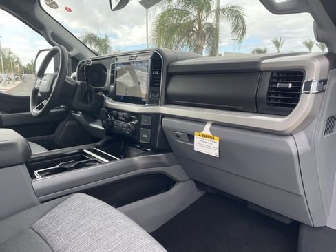 New 2026 Ford F250 XLT w/ XLT Premium Package image 28