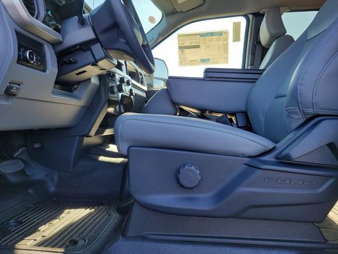 New 2026 Ford F350 XL w/ XL Chrome Package image 19