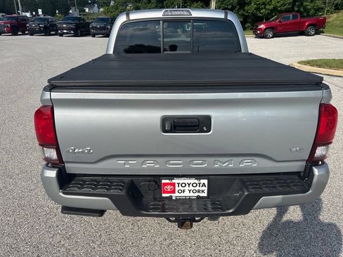 Used 2023 Toyota Tacoma SR AWD/4WD image 4