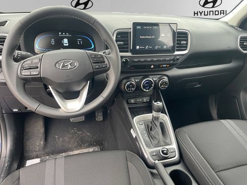 New 2026 Hyundai Venue SEL FWD image 10