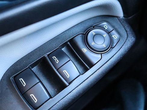 Used 2024 Chevrolet Equinox LT image 20