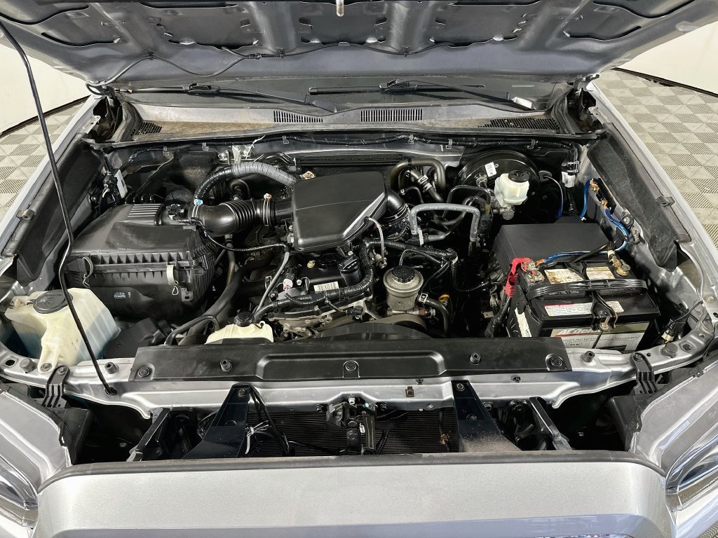 Used 2019 Toyota Tacoma SR w/ SR Convenience Package RWD image 30
