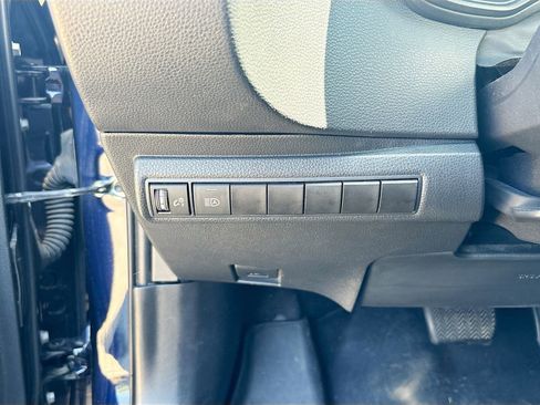 Used 2022 Toyota Corolla SE image 10