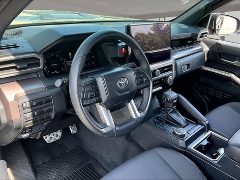 Used 2024 Toyota Tacoma TRD Sport RWD image 17