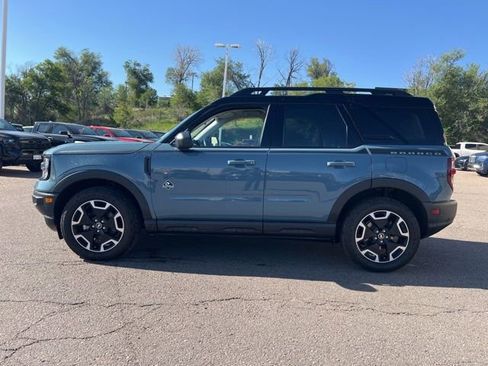 Used 2023 Ford Bronco Sport Outer Banks w/ Tech Package AWD/4WD image 2