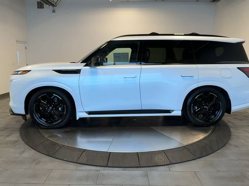 New 2026 INFINITI QX80 4WD image 5