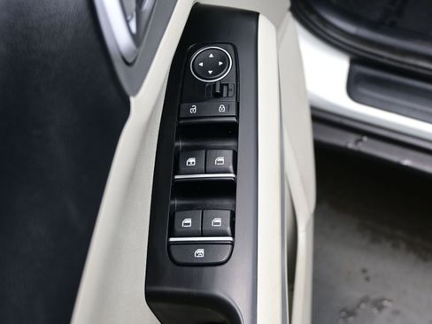 Used 2021 Kia Soul LX FWD image 10